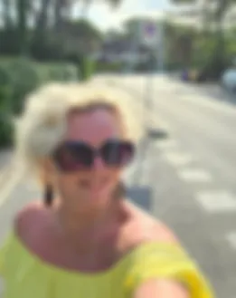 Vom Partner bereitgestelltes Porträt