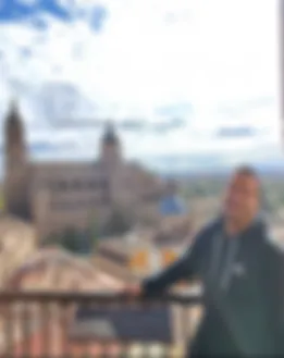Vom Partner bereitgestelltes Porträt